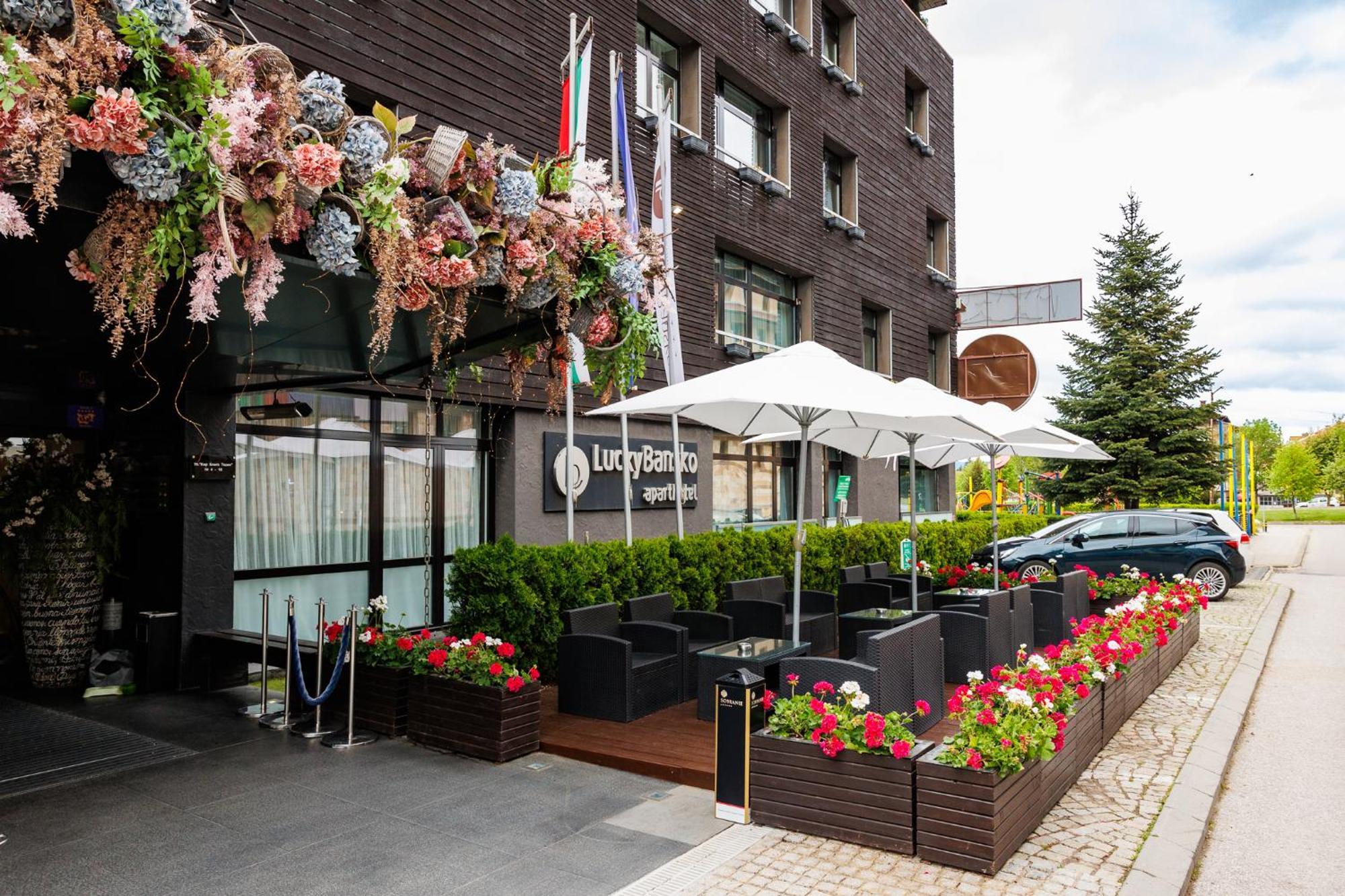 Lucky Bansko Aparthotel Spa & Relax Exterior photo Le Patio