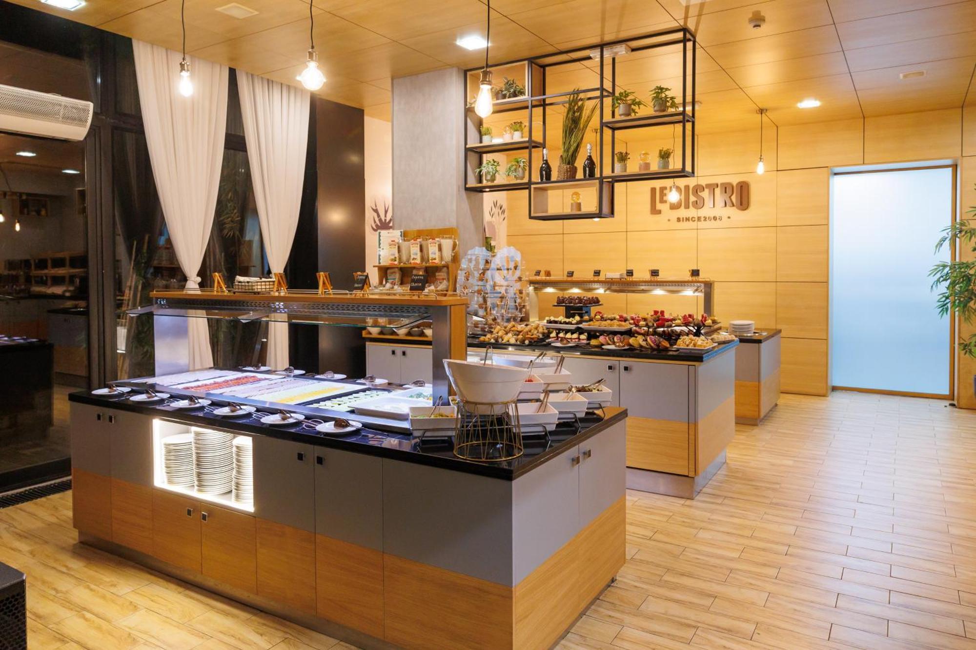 Lucky Bansko Aparthotel Spa & Relax Exterior photo Restaurant
